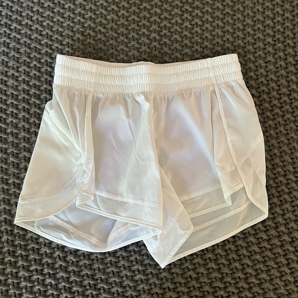Athleta Mesh Racer Run Short 4 inch